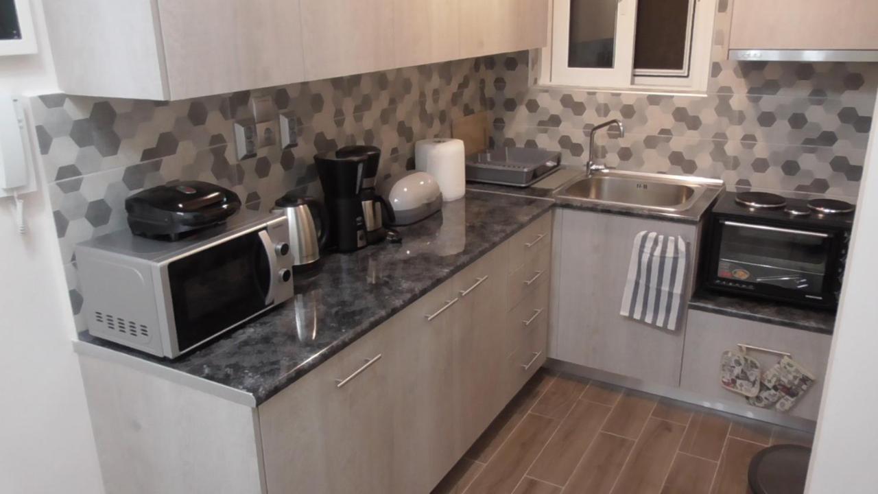 Apartment Ellada *