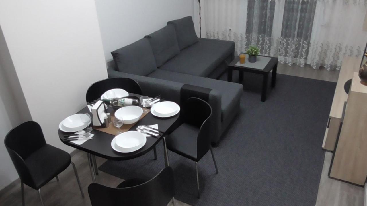 Ellada Apartment